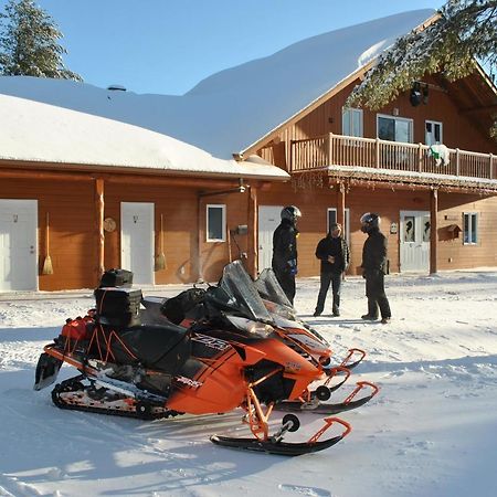 Motel Ours Bleu Lac-Saguay Extérieur photo